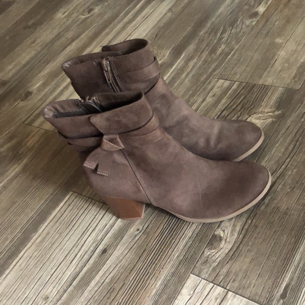 Booties - Picture 3 of 3